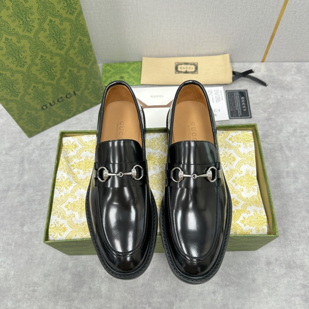 Туфлі чоловічі