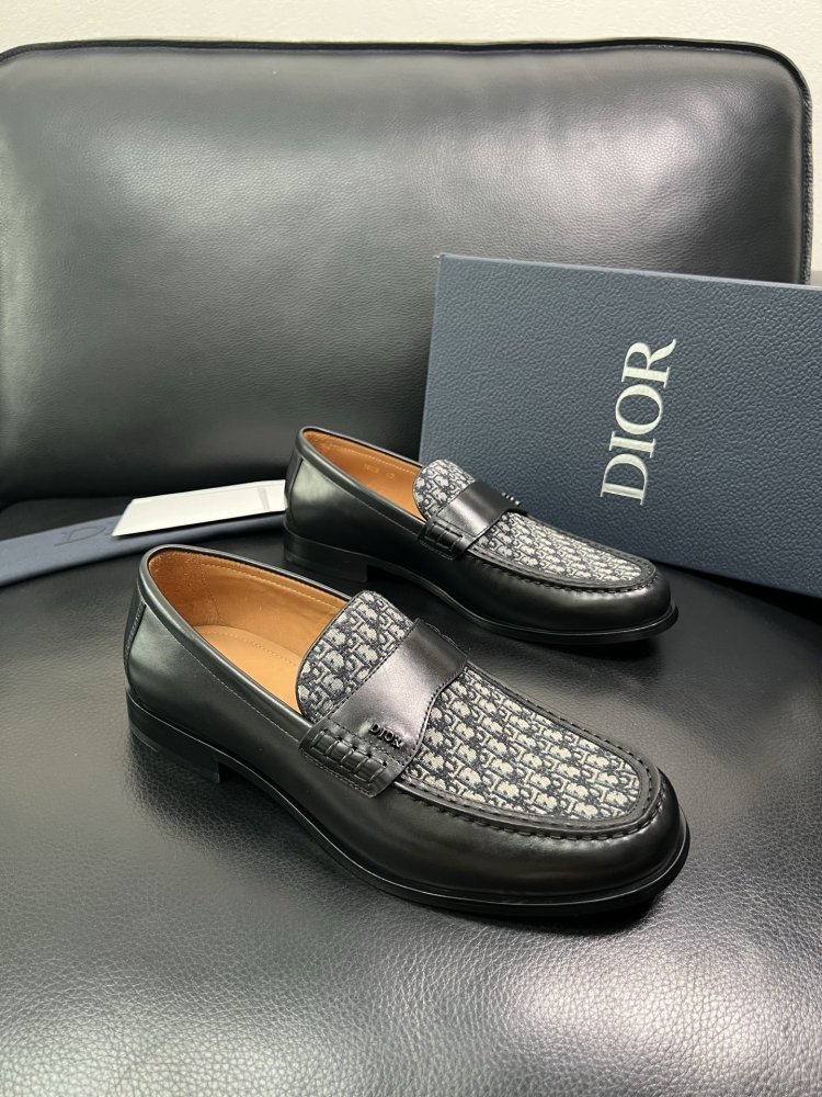 Туфлі чоловічі