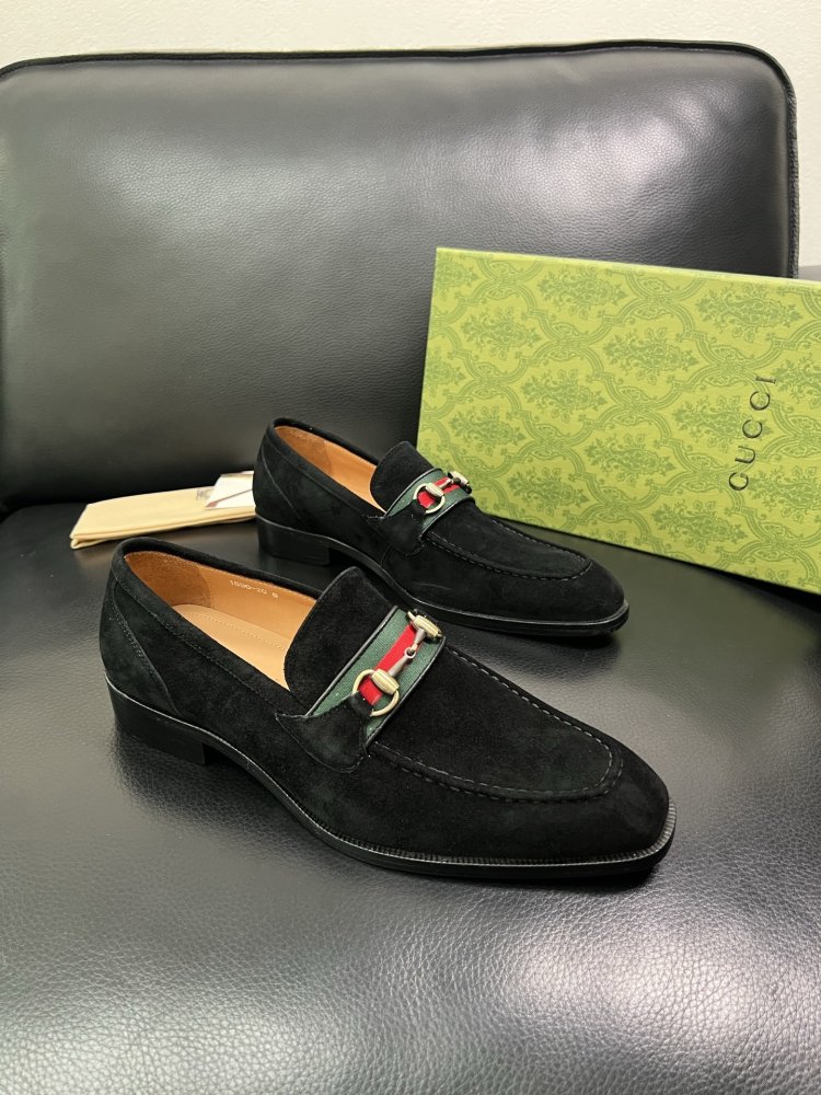 Туфлі чоловічі