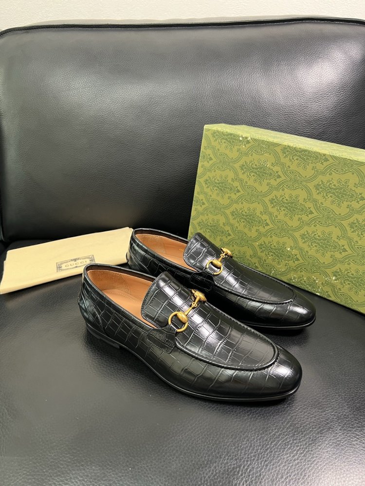 Туфлі чоловічі фото 2