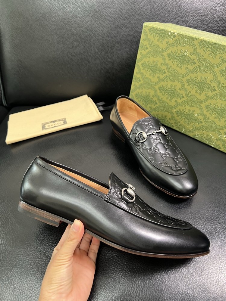 Туфлі чоловічі фото 4