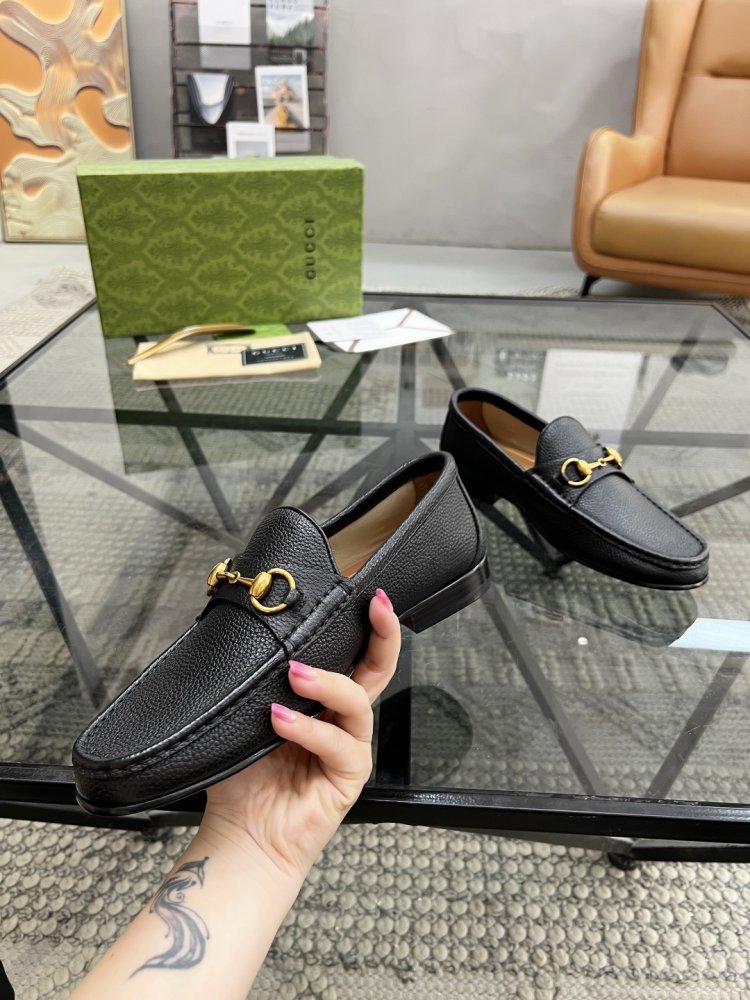 Туфлі чоловічі фото 4