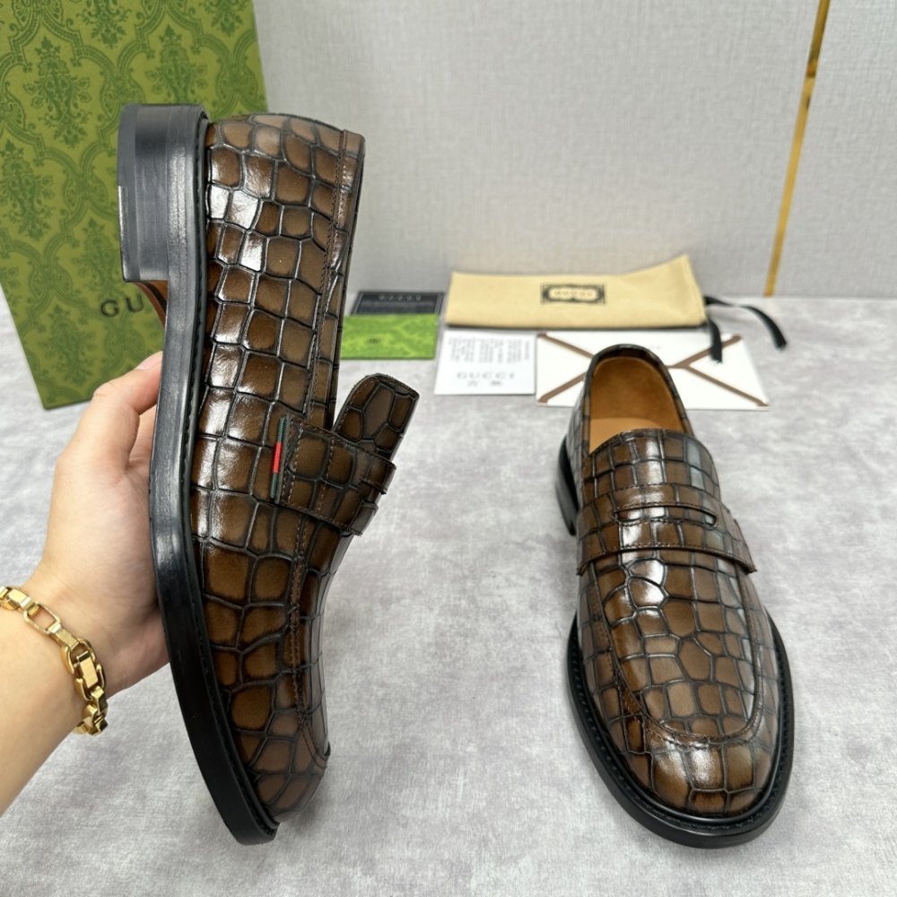 Туфлі чоловічі фото 4