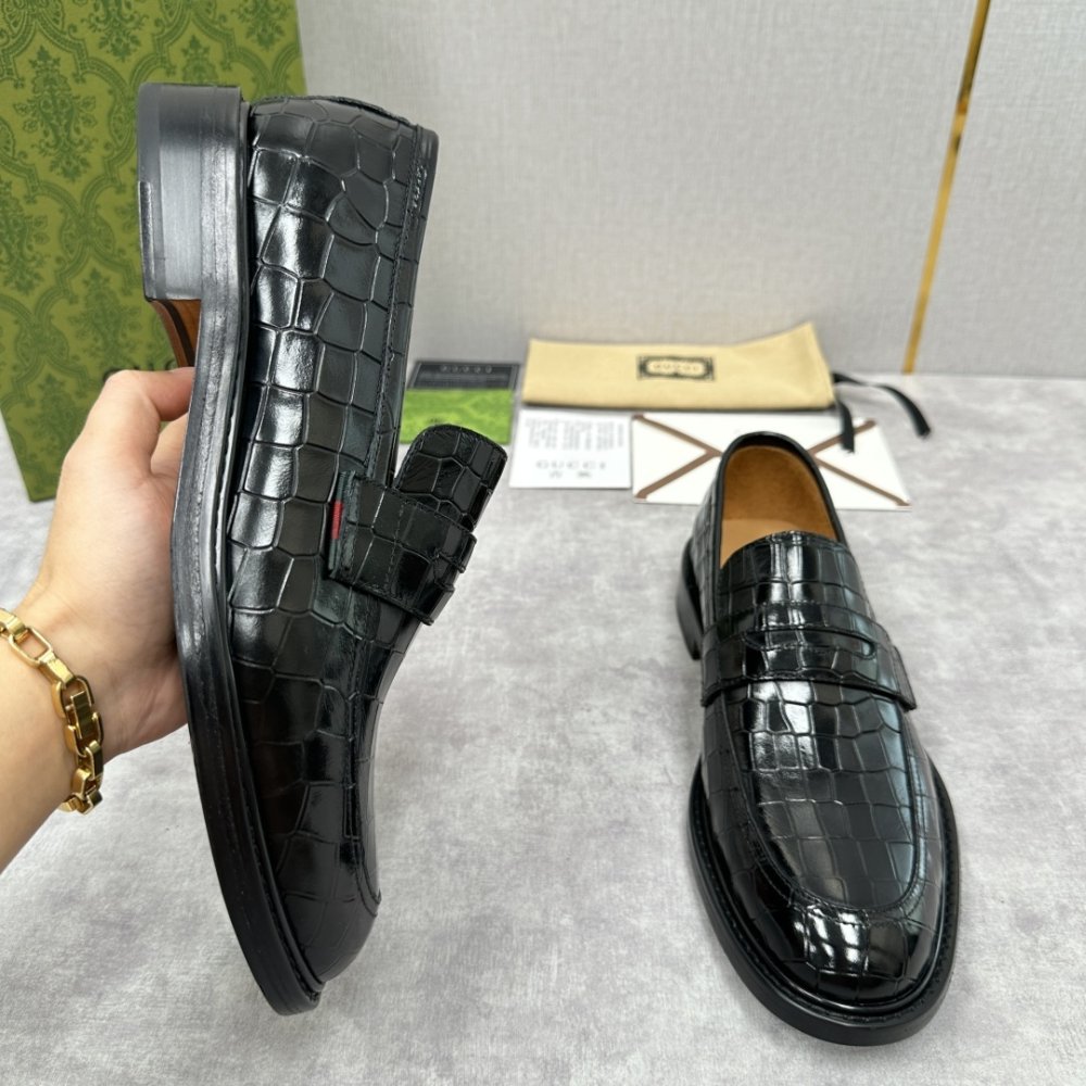 Туфлі чоловічі фото 4