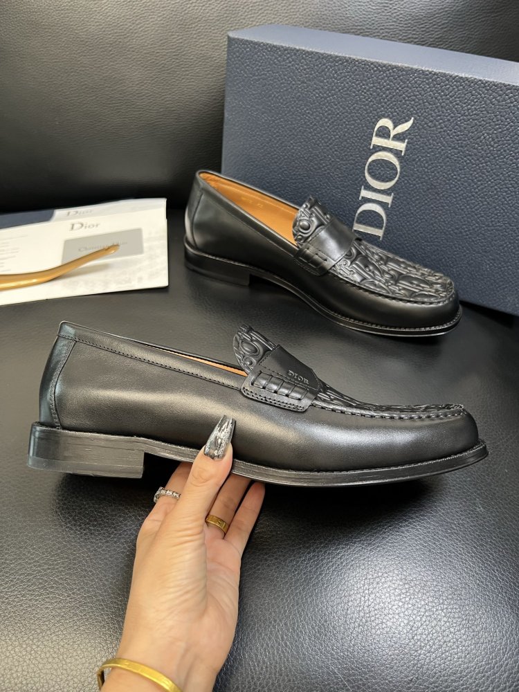 Туфлі чоловічі фото 4