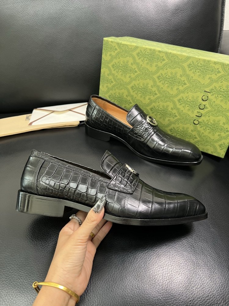 Туфлі чоловічі фото 4