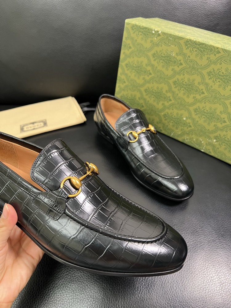 Туфлі чоловічі фото 6