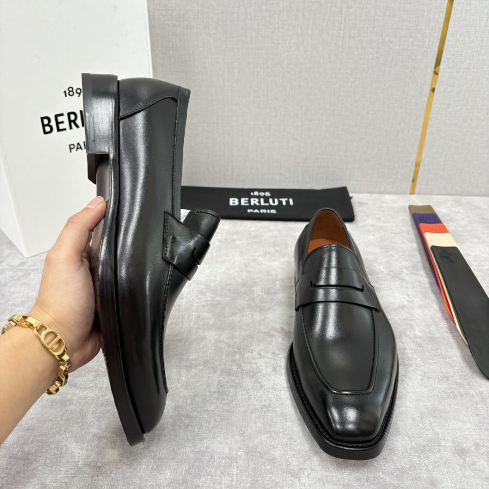 Туфлі чоловічі фото 6