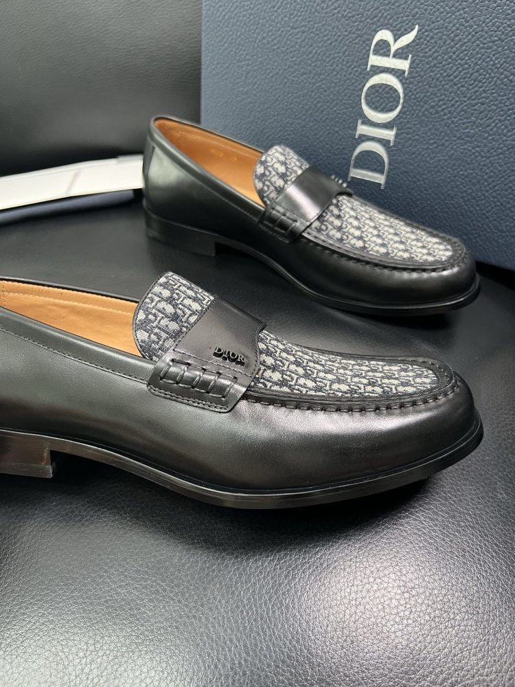 Туфлі чоловічі фото 6