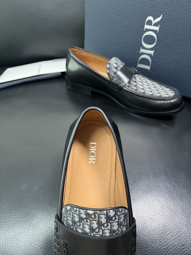 Туфлі чоловічі фото 7