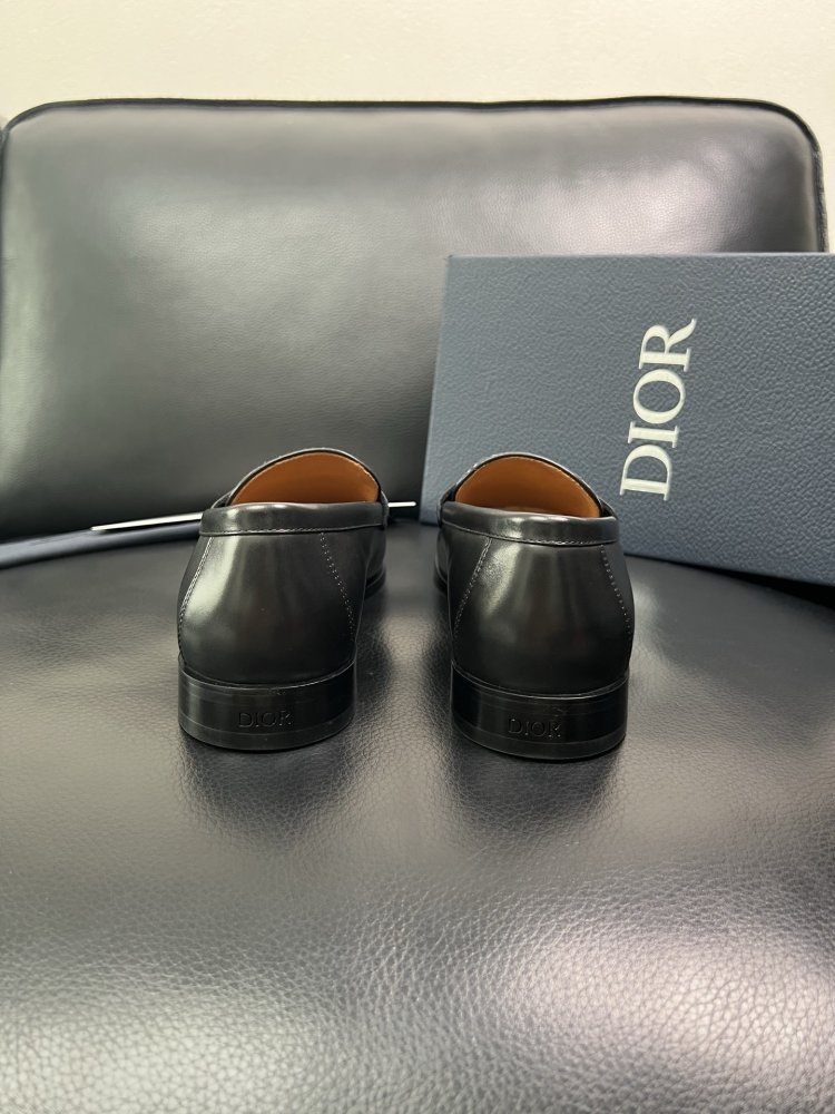 Туфлі чоловічі фото 8