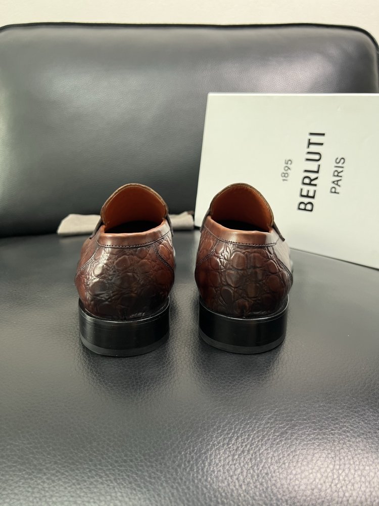 Туфлі чоловічі фото 8