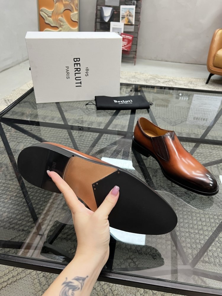 Туфлі чоловічі фото 9