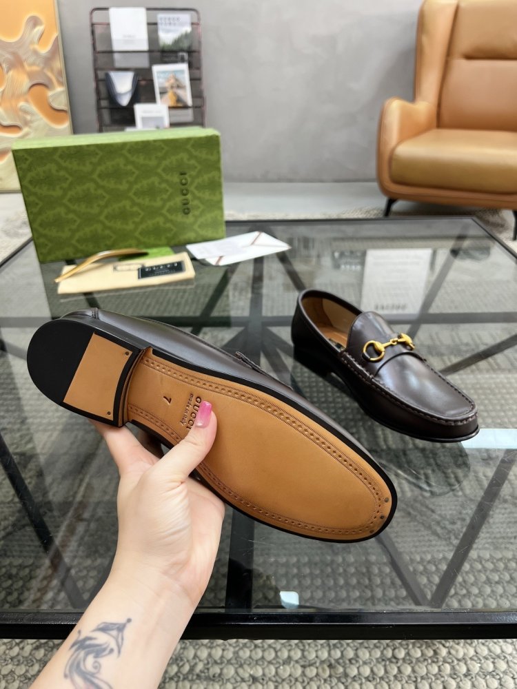 Туфлі чоловічі фото 9