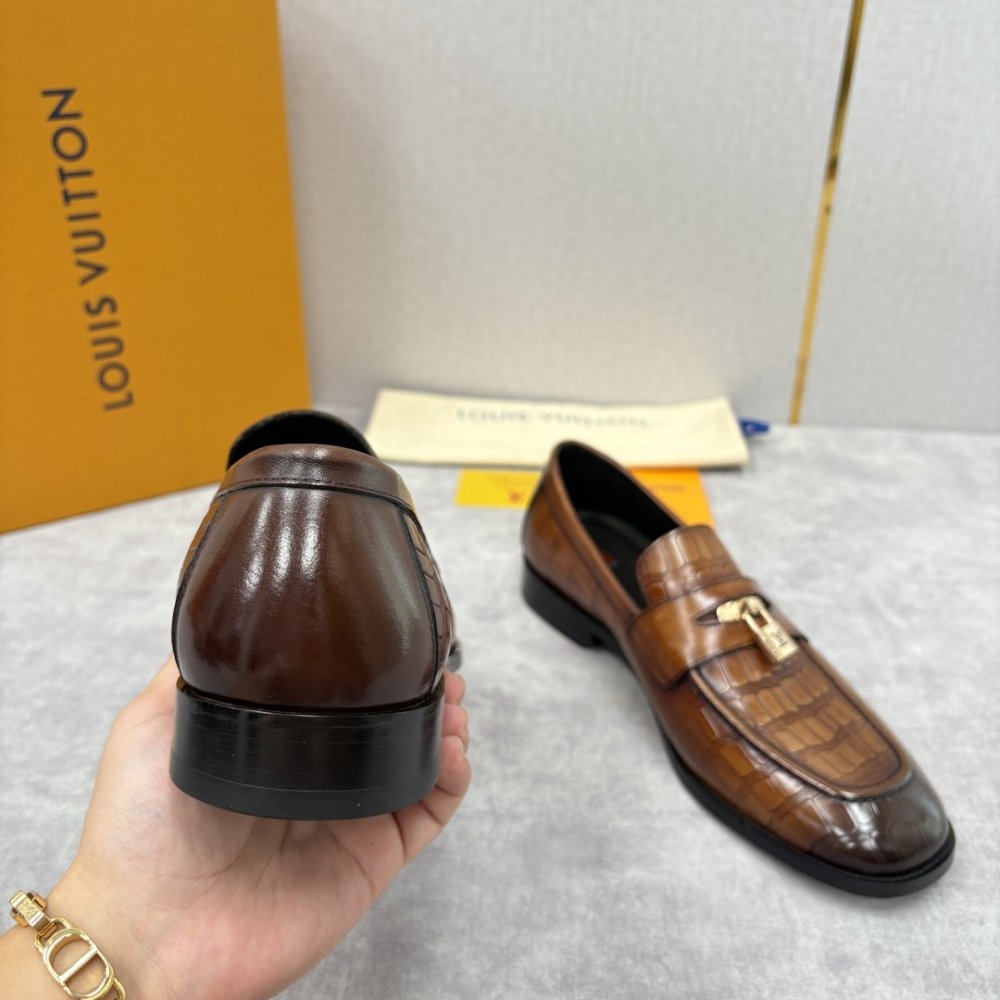 Туфлі чоловічі фото 9