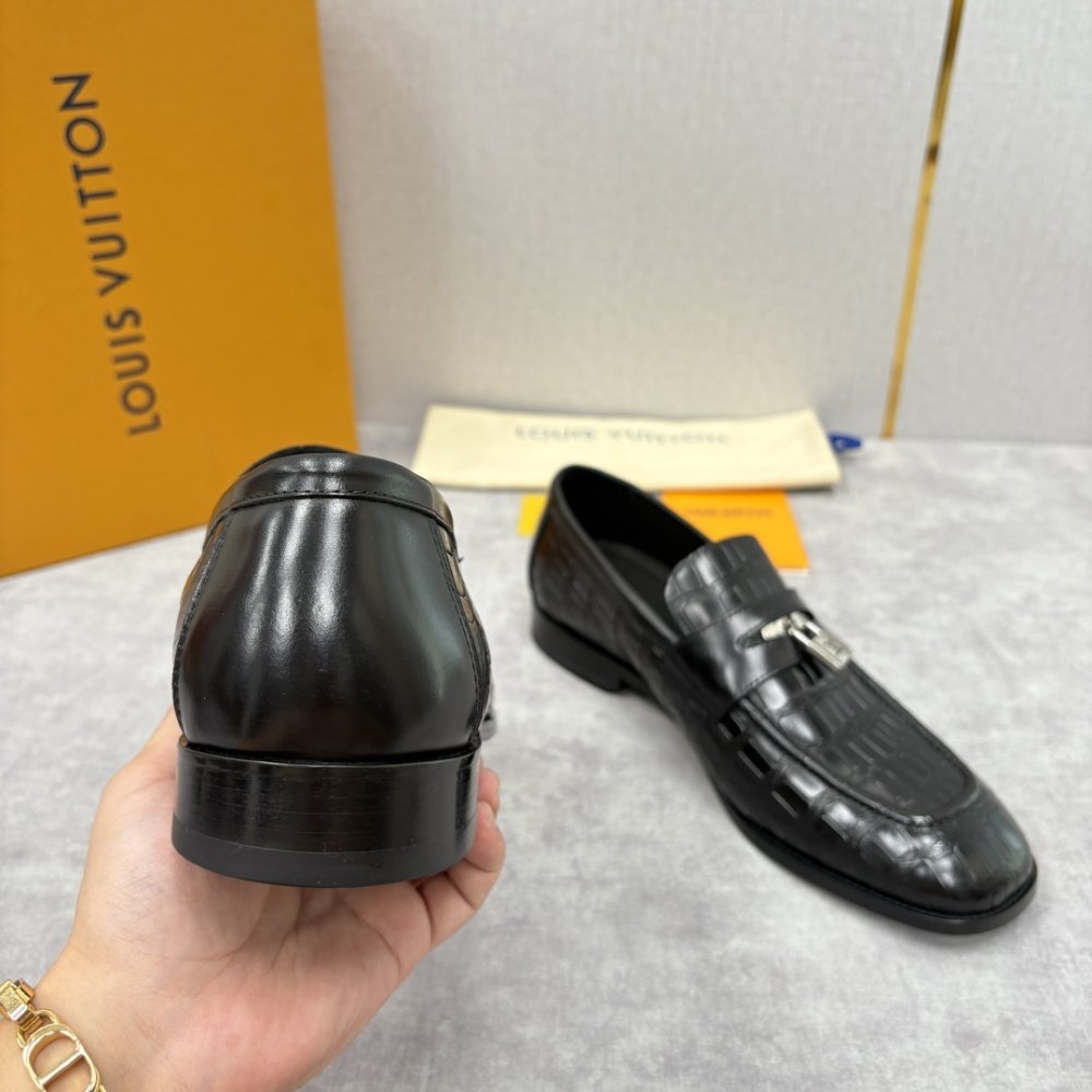 Туфлі чоловічі фото 9