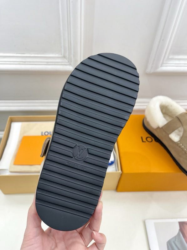 Shoes on fur winter leather фото 9