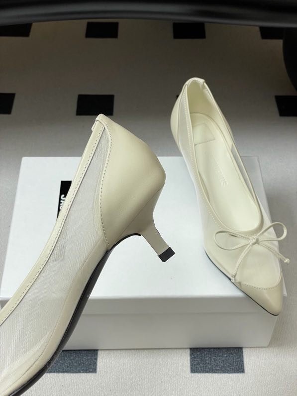 Туфли на низком каблуке фото 7