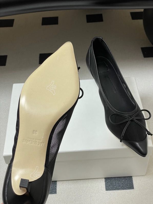 Туфли на низком каблуке фото 8