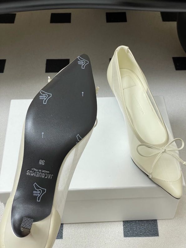 Туфли на низком каблуке фото 9