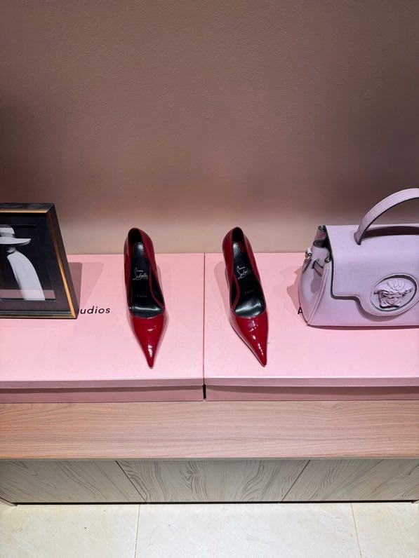 Туфлі на шпильці фото 2