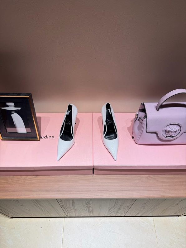 Туфлі на шпильці фото 2