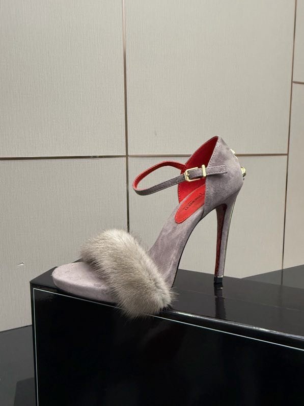 Туфлі на високому підборах і норковым хутром фото 7