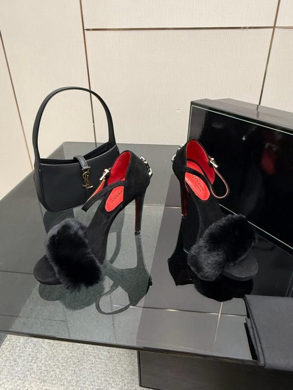 Туфлі на високому підборах і норковым хутром фото 8