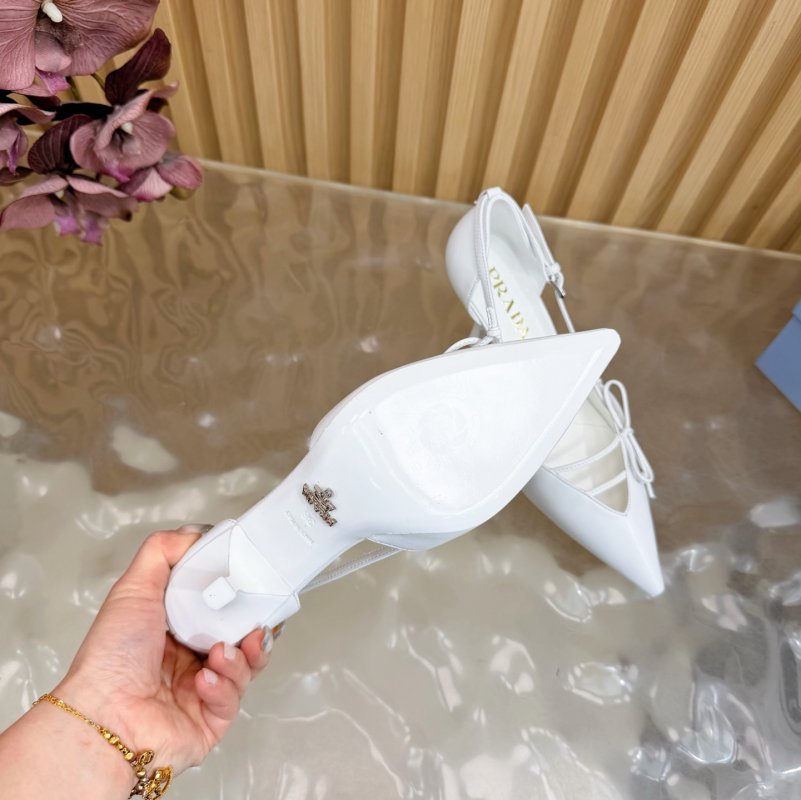 Туфлі на високому підборах з гострим носком фото 11