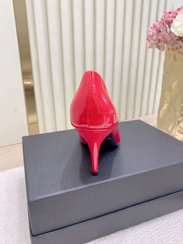 Туфли на высоком каблуке с острым носком фото 2