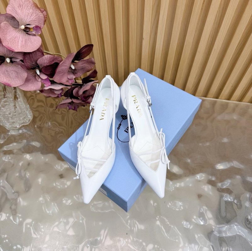 Туфлі на високому підборах з гострим носком фото 3