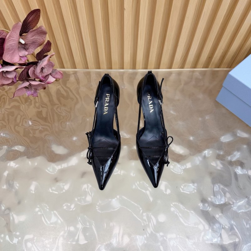 Туфлі на високому підборах з гострим носком фото 4