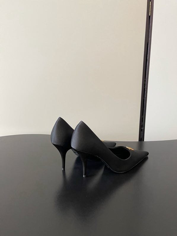 Туфли на высоком каблуке с острым носком фото 5