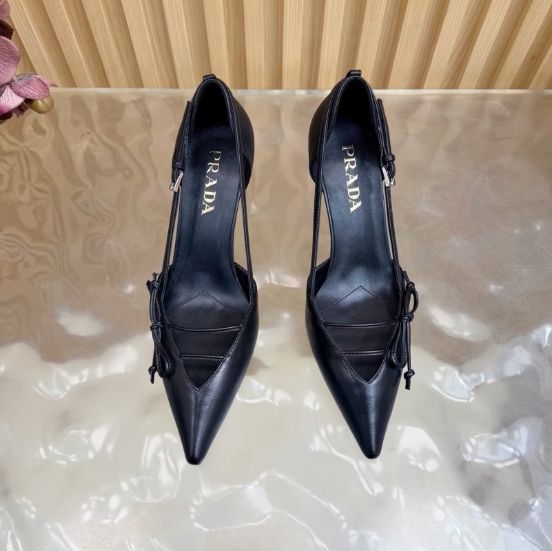 Туфлі на високому підборах з гострим носком фото 5