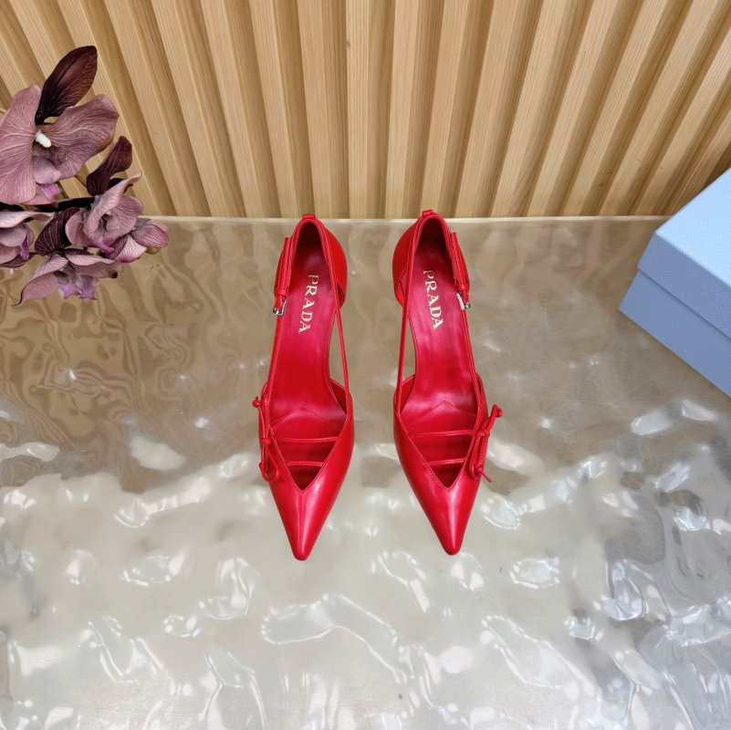 Туфлі на високому підборах з гострим носком фото 5