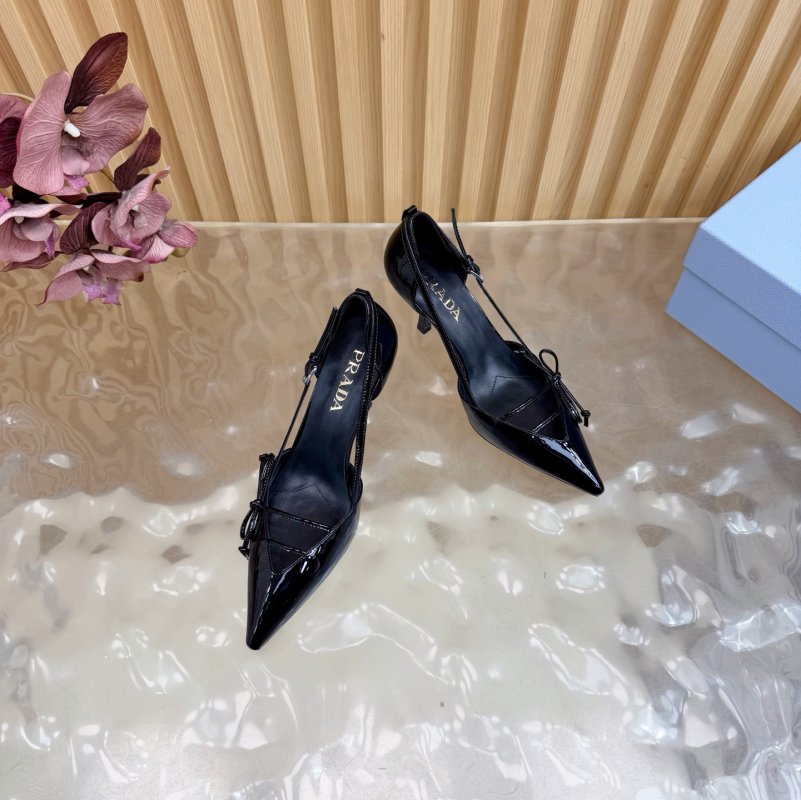 Туфлі на високому підборах з гострим носком фото 6