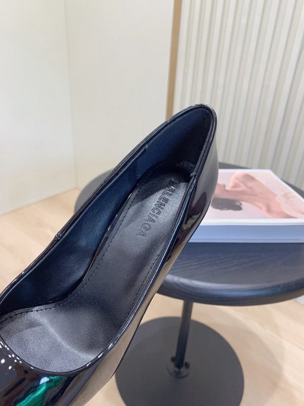 Туфли на высоком каблуке с острым носком фото 7