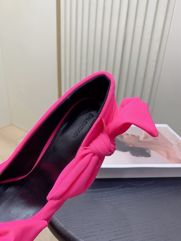 Туфли на высоком каблуке с острым носком фото 7