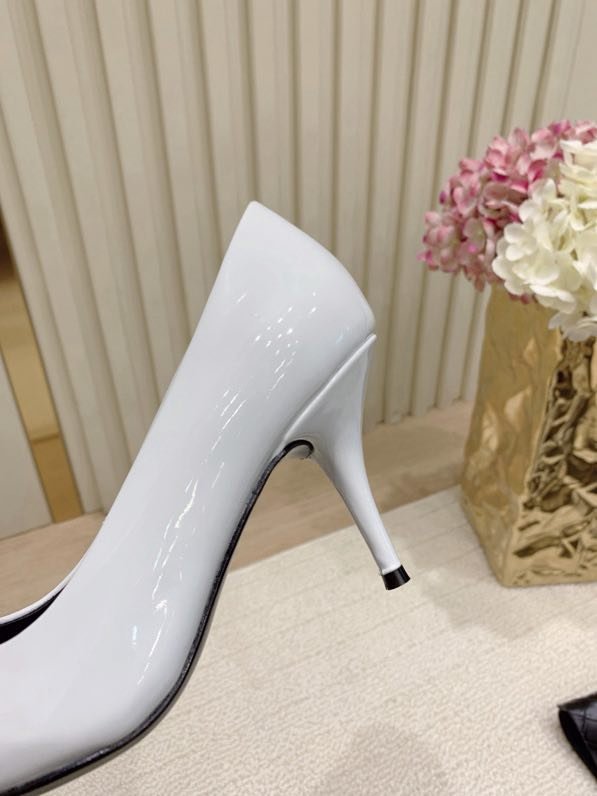 Туфли на высоком каблуке с острым носком фото 8