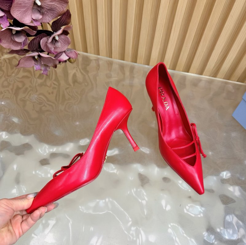 Туфлі на високому підборах з гострим носком фото 8