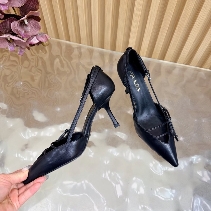 Туфлі на високому підборах з гострим носком фото 8