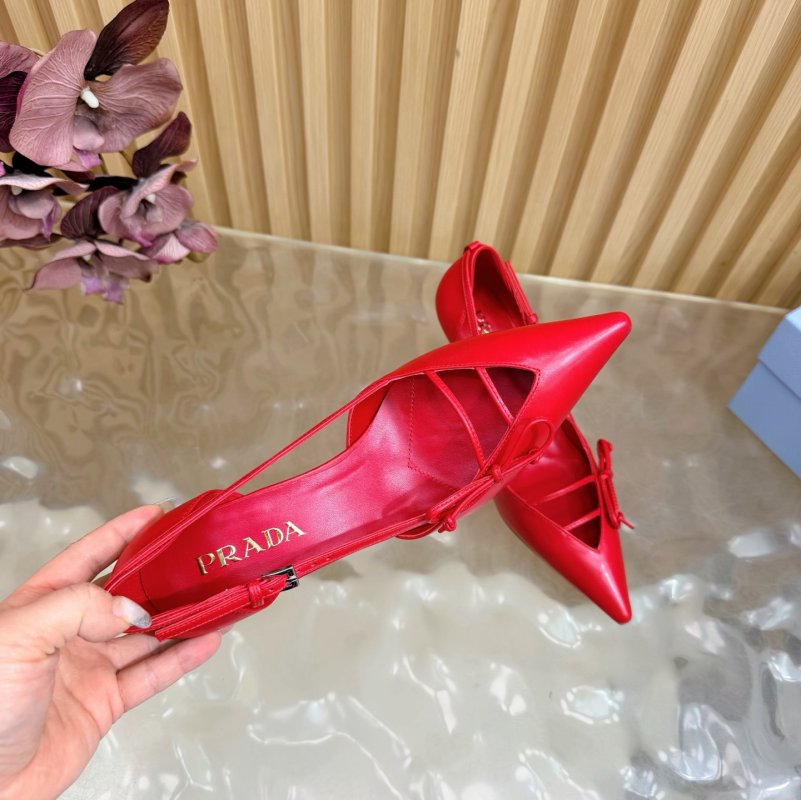 Туфлі на високому підборах з гострим носком фото 8