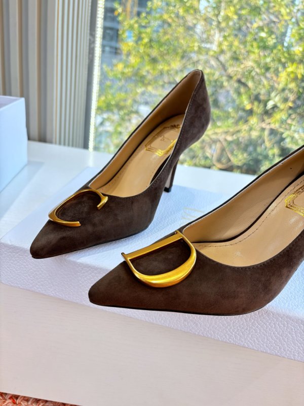 Туфлі на високому підборах з гострим носком фото 8