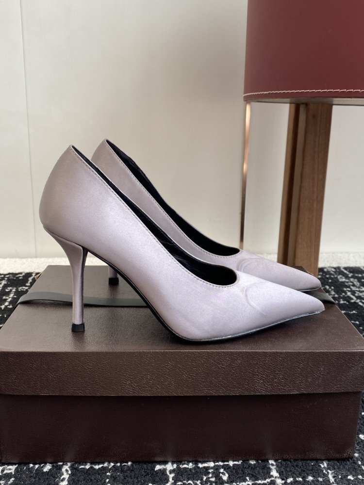 Туфлі на високому підборах жіночі фото 2