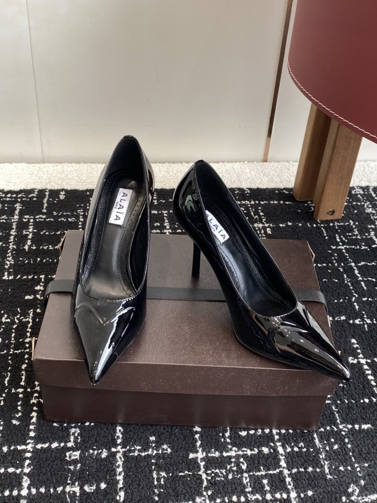 Туфлі на високому підборах жіночі фото 3