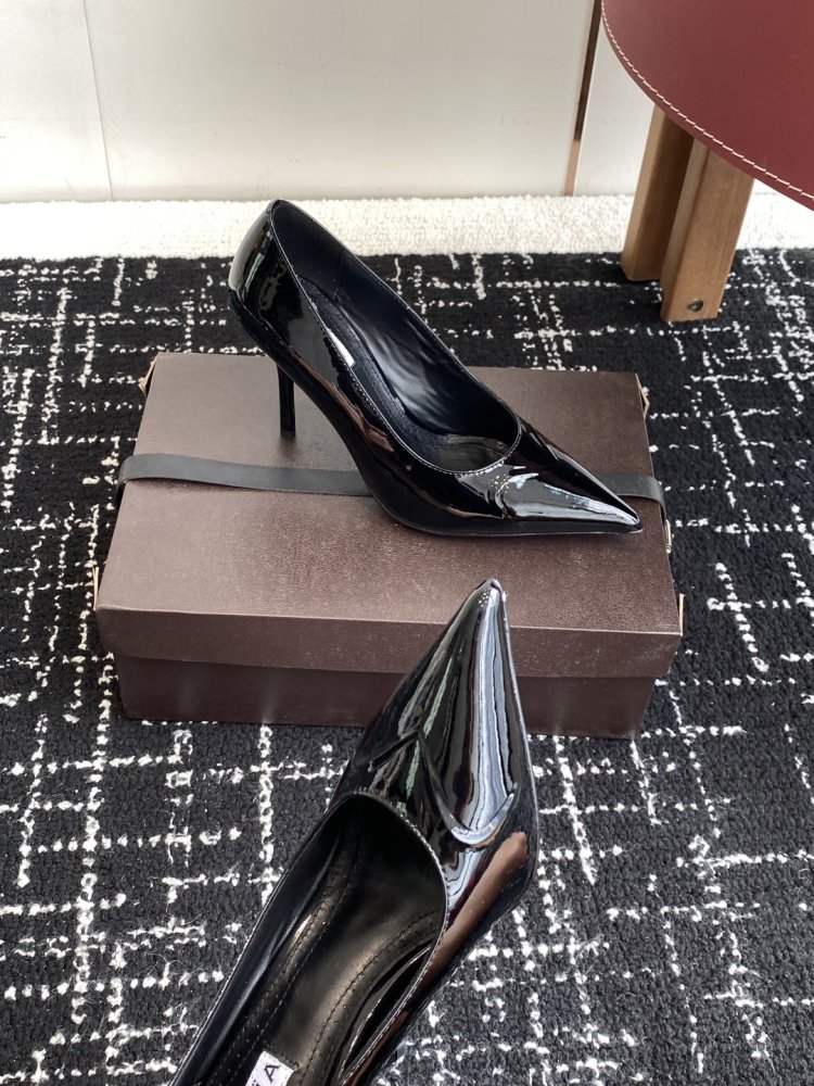Туфлі на високому підборах жіночі фото 6