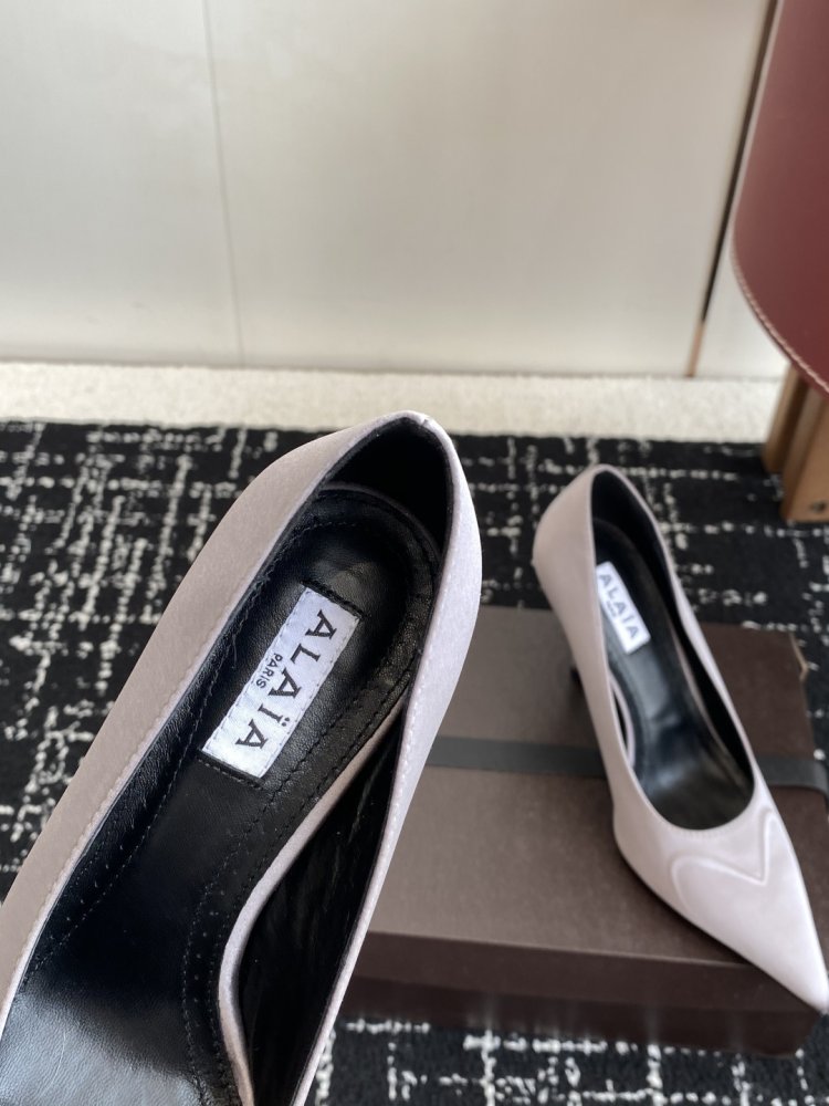 Туфлі на високому підборах жіночі фото 7