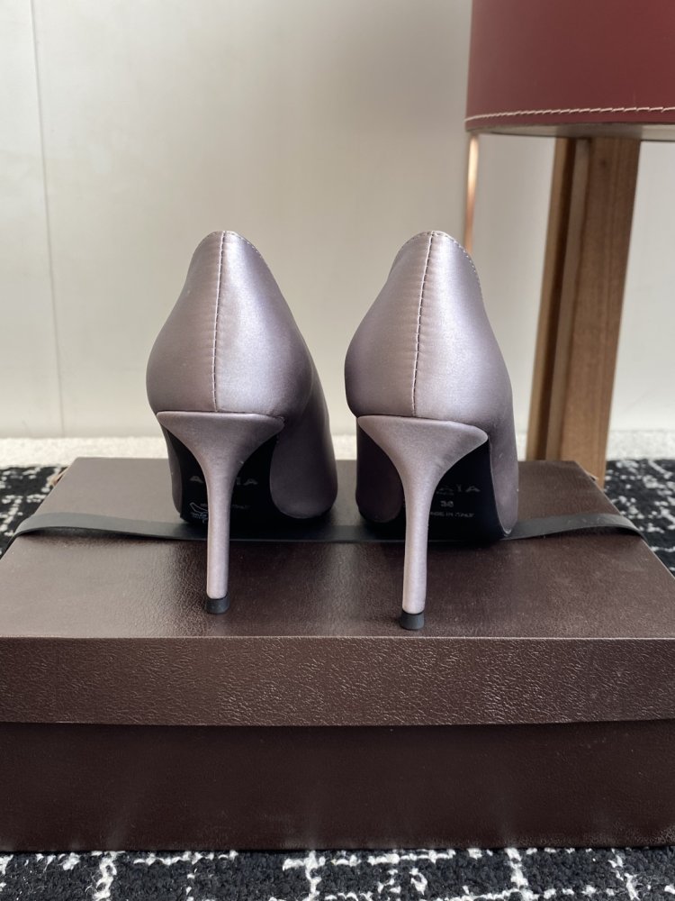 Туфлі на високому підборах жіночі фото 8