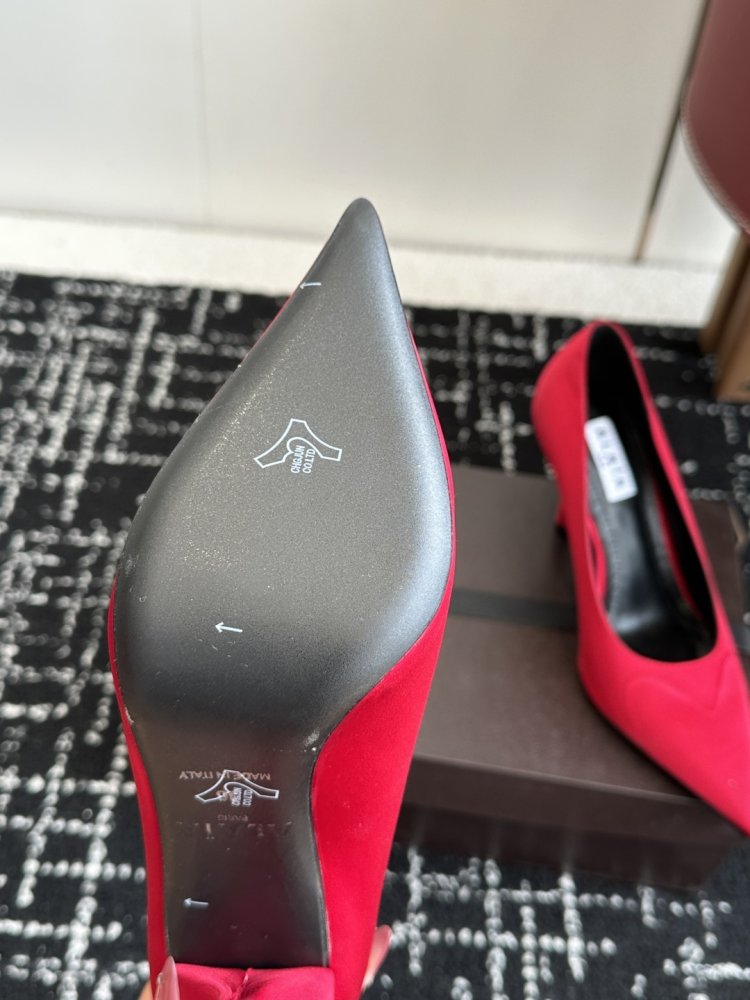 Shoes on high heel women's фото 9