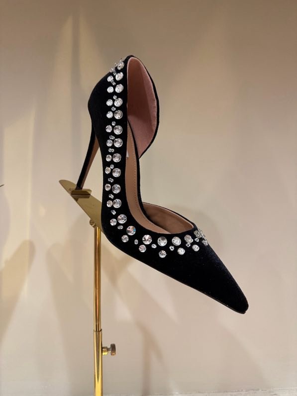 Туфли на высоком каблуке